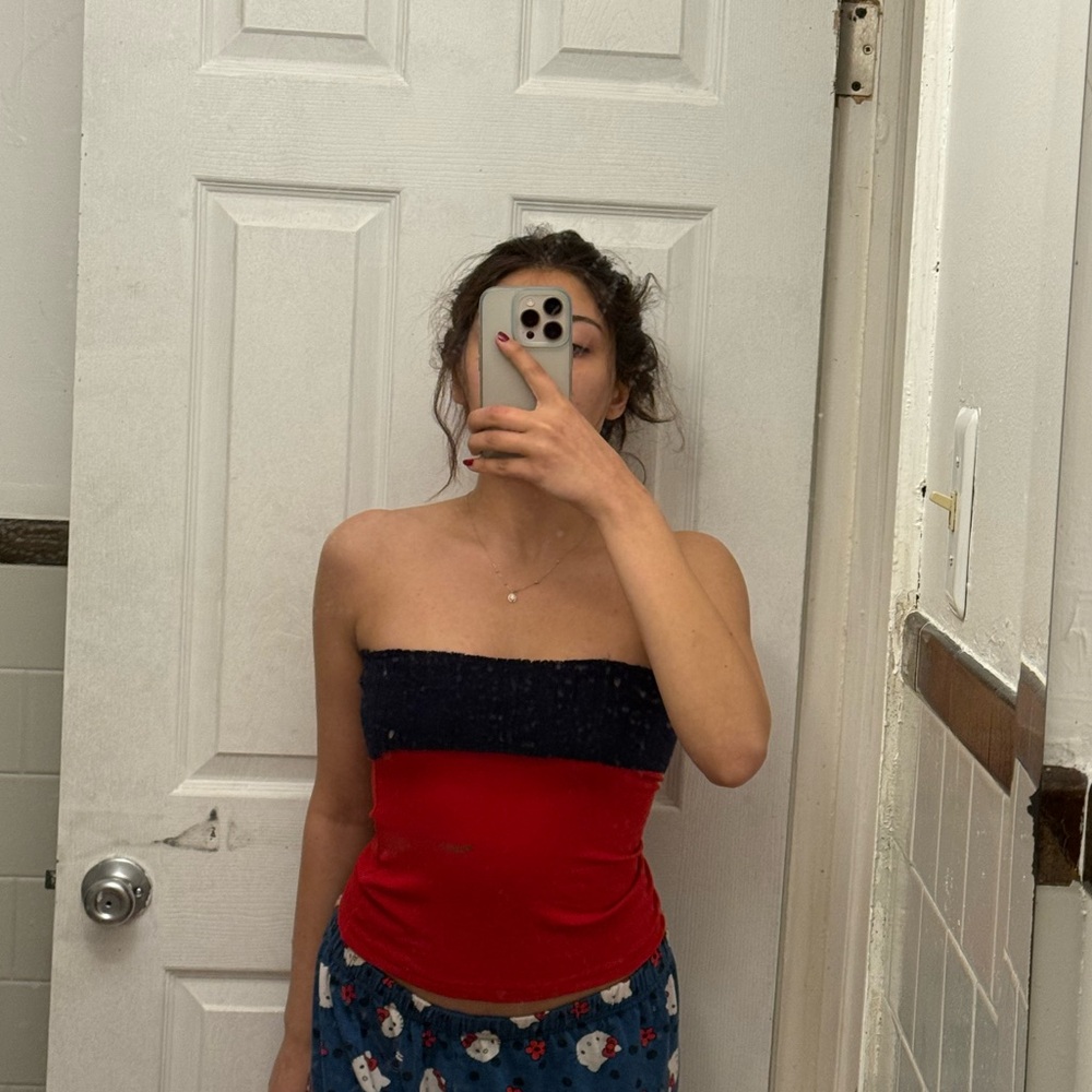 Bershka Two-Tone Red and Navy Strapless Crop Top